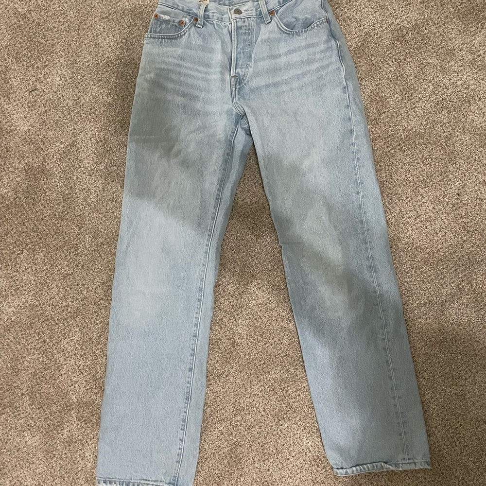 Levi's Women's Light Blue Straight Leg Jeans